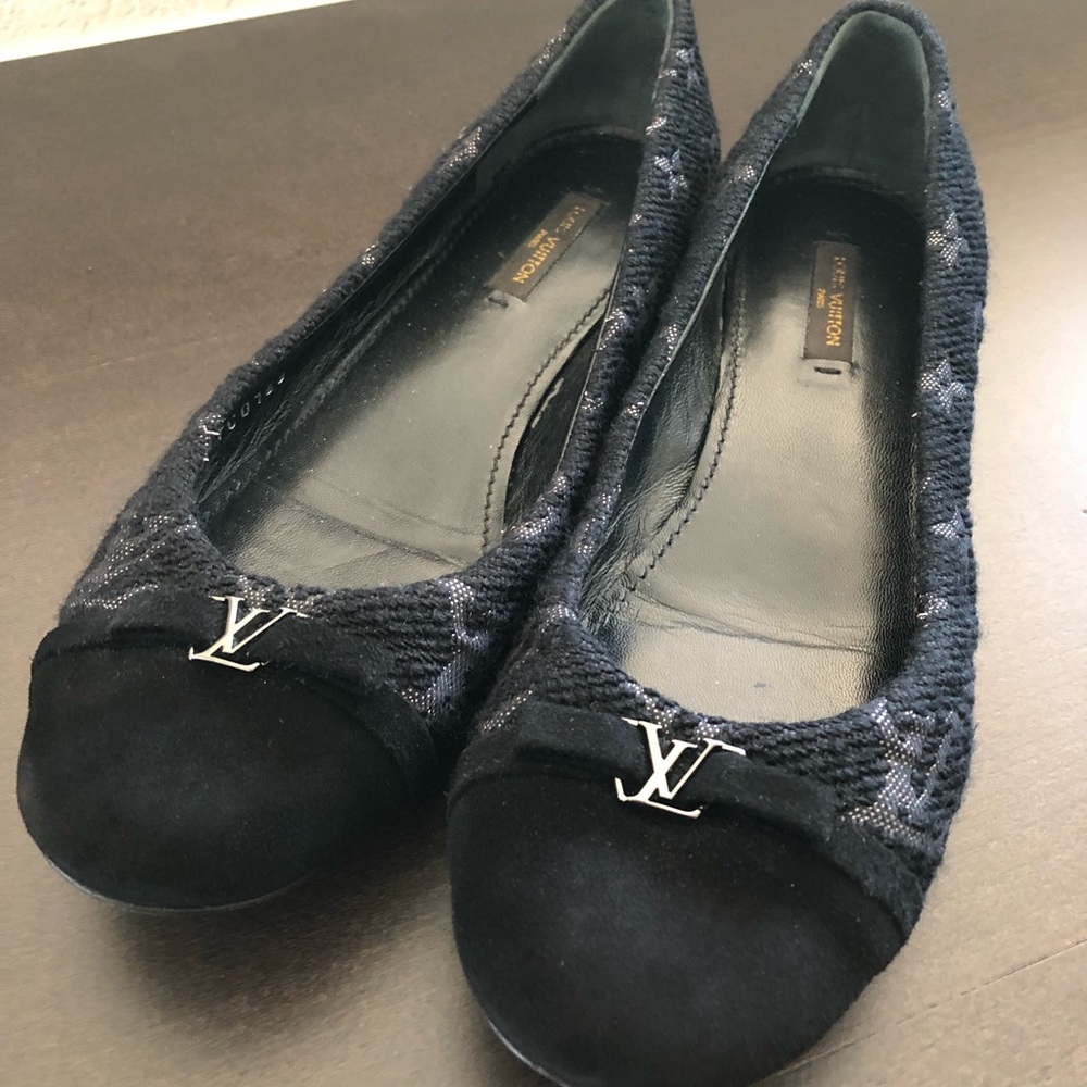 💯 Louis Vuitton Flats 37